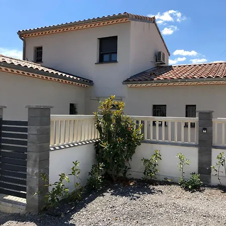 Holiday home L'amoureuse 2 *